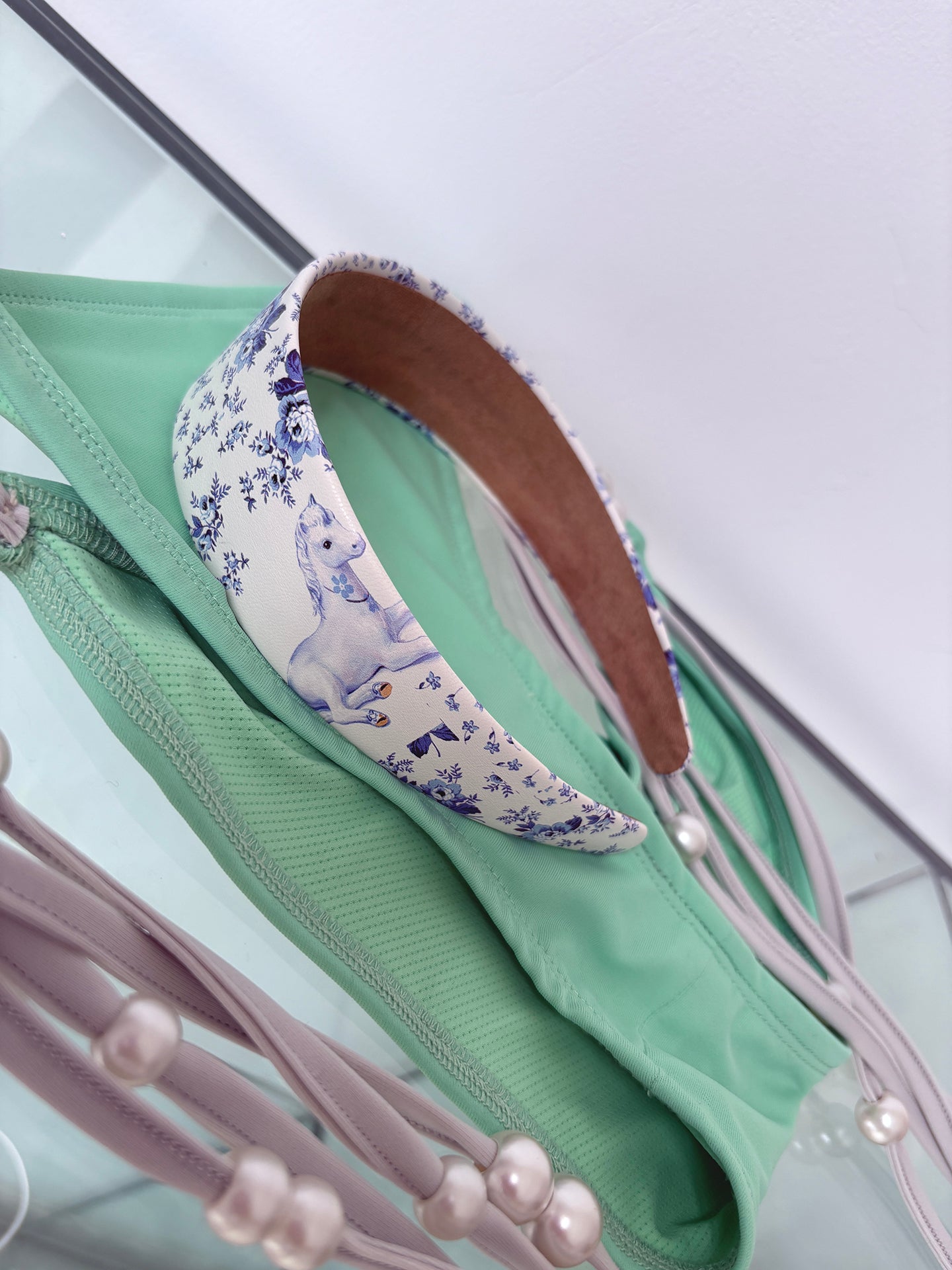 Blue Floral Horse Print Wide Headband - Elegant Retro Style Hair Accessory