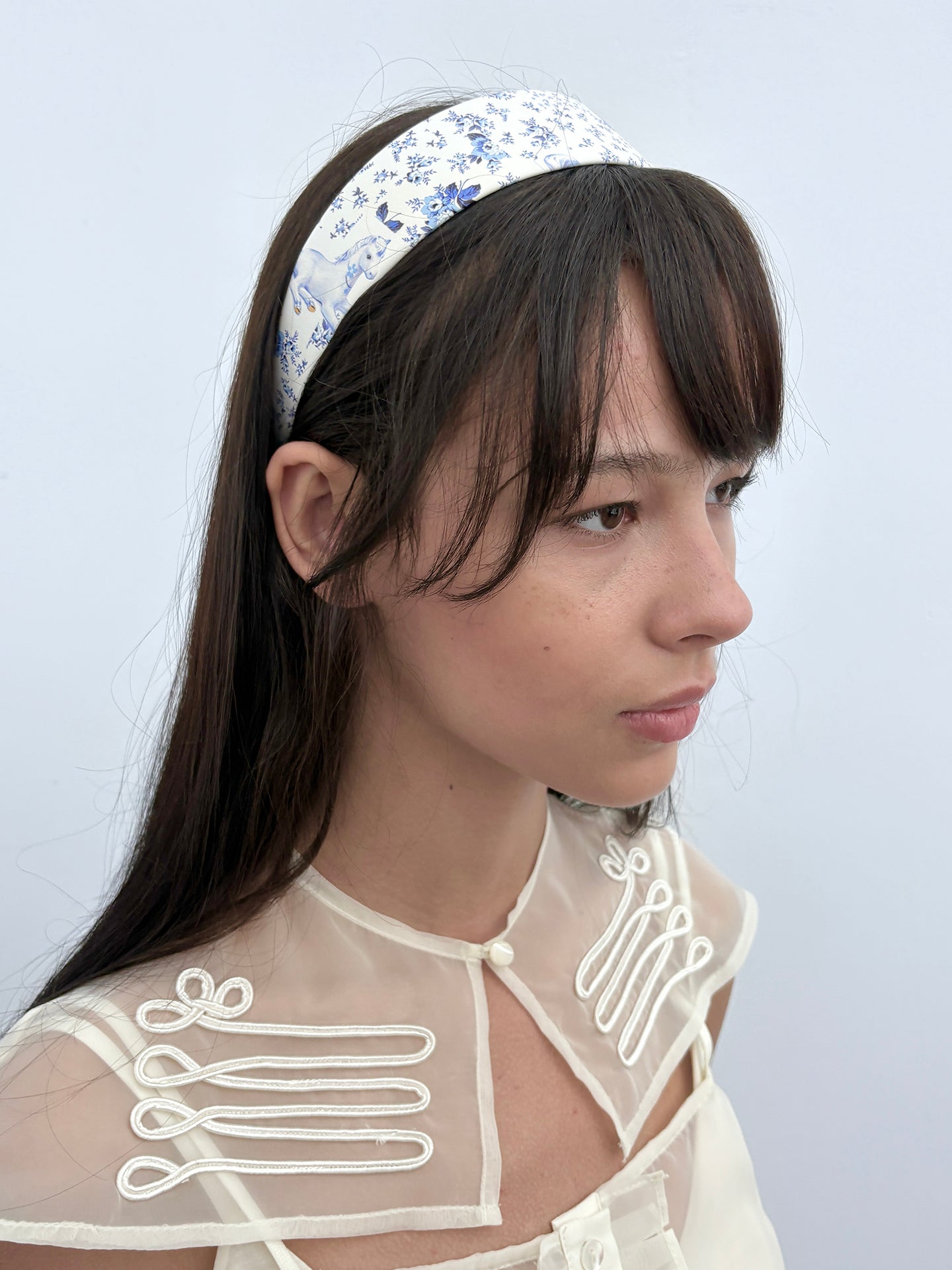 Blue Floral Horse Print Wide Headband - Elegant Retro Style Hair Accessory
